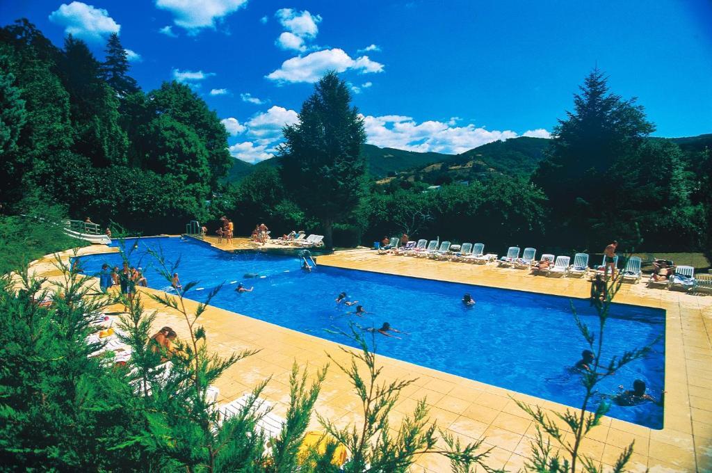 Camping Paradis Marmotel Saint-Geniez-dʼOlt 외부 사진