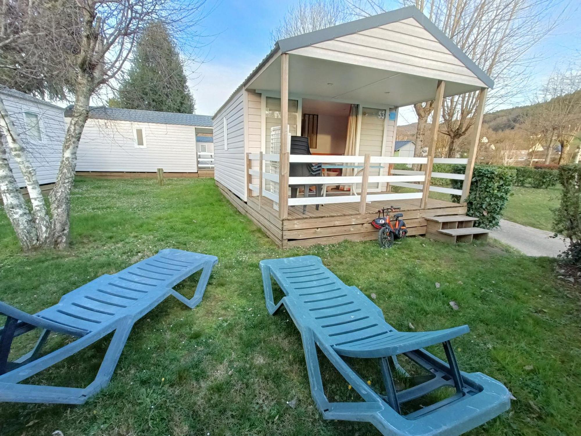 Camping Paradis Marmotel Saint-Geniez-dʼOlt 외부 사진